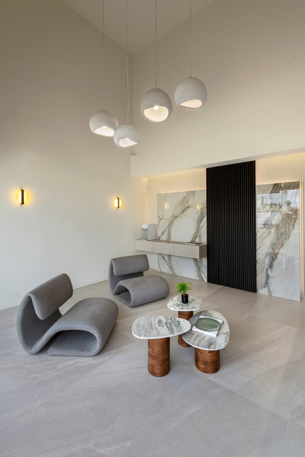 Interior view of the Dental One practice (3/8)